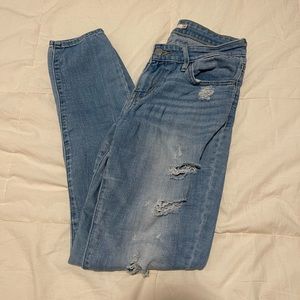 Levi’s 711 Skinny Jeans